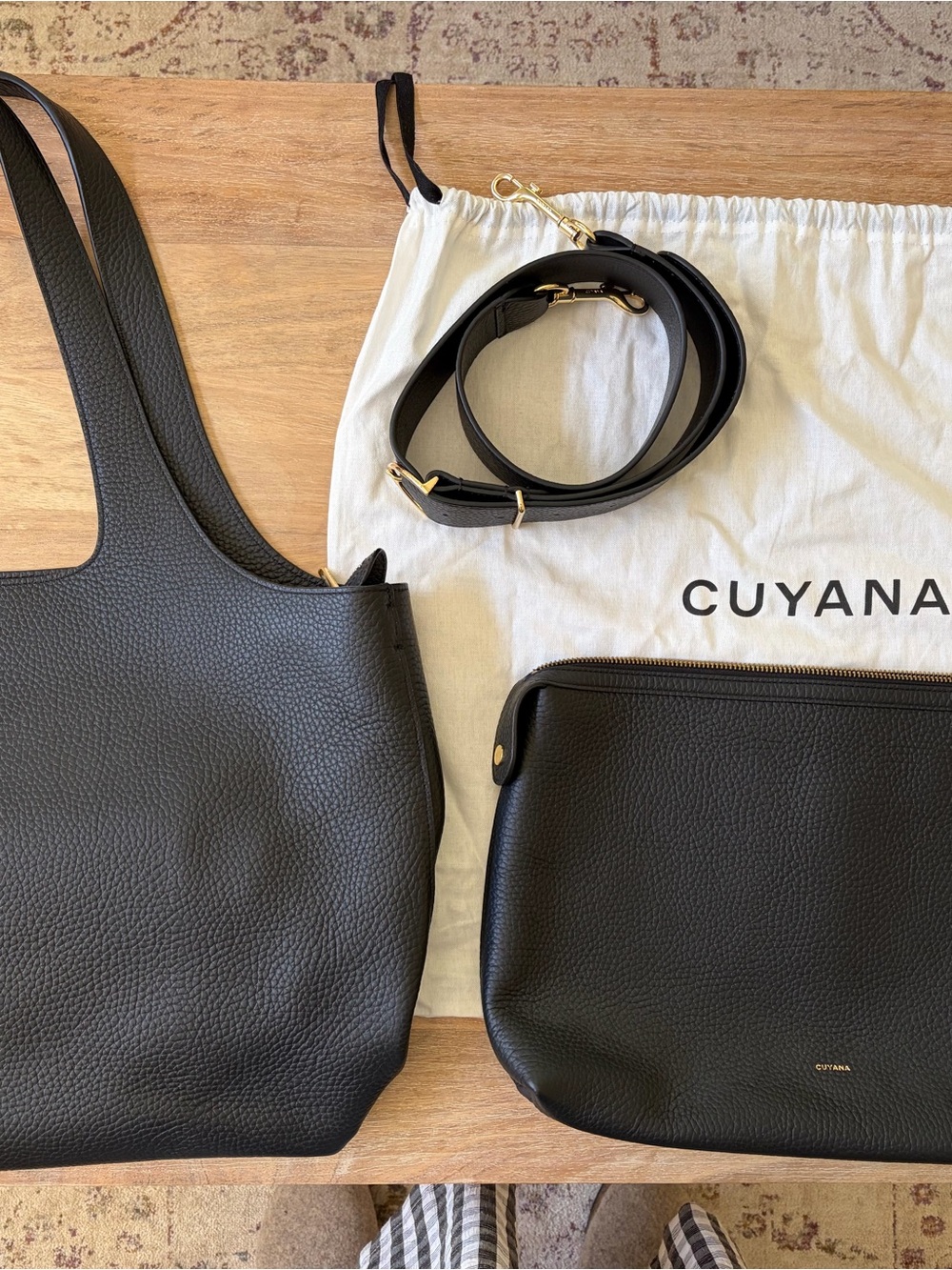 LIKE NEW Cuyana Black Pebbled Leather Tote